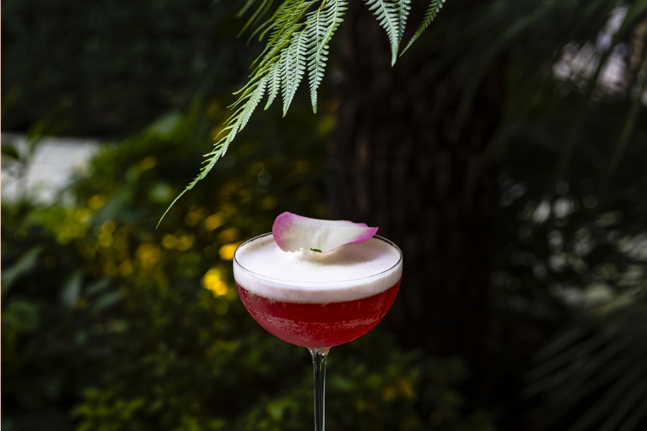 Pinky Bubbles, le rosé pétillant sans alcool qui change la façon de célébrer